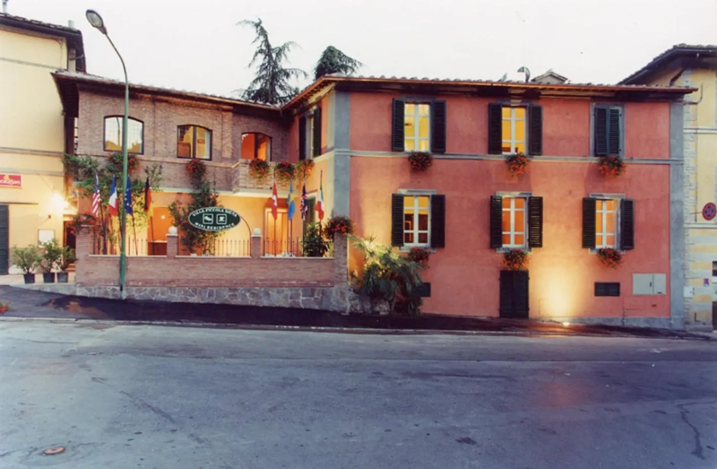 Villa Le Camelie Siena 0*,  Italy
