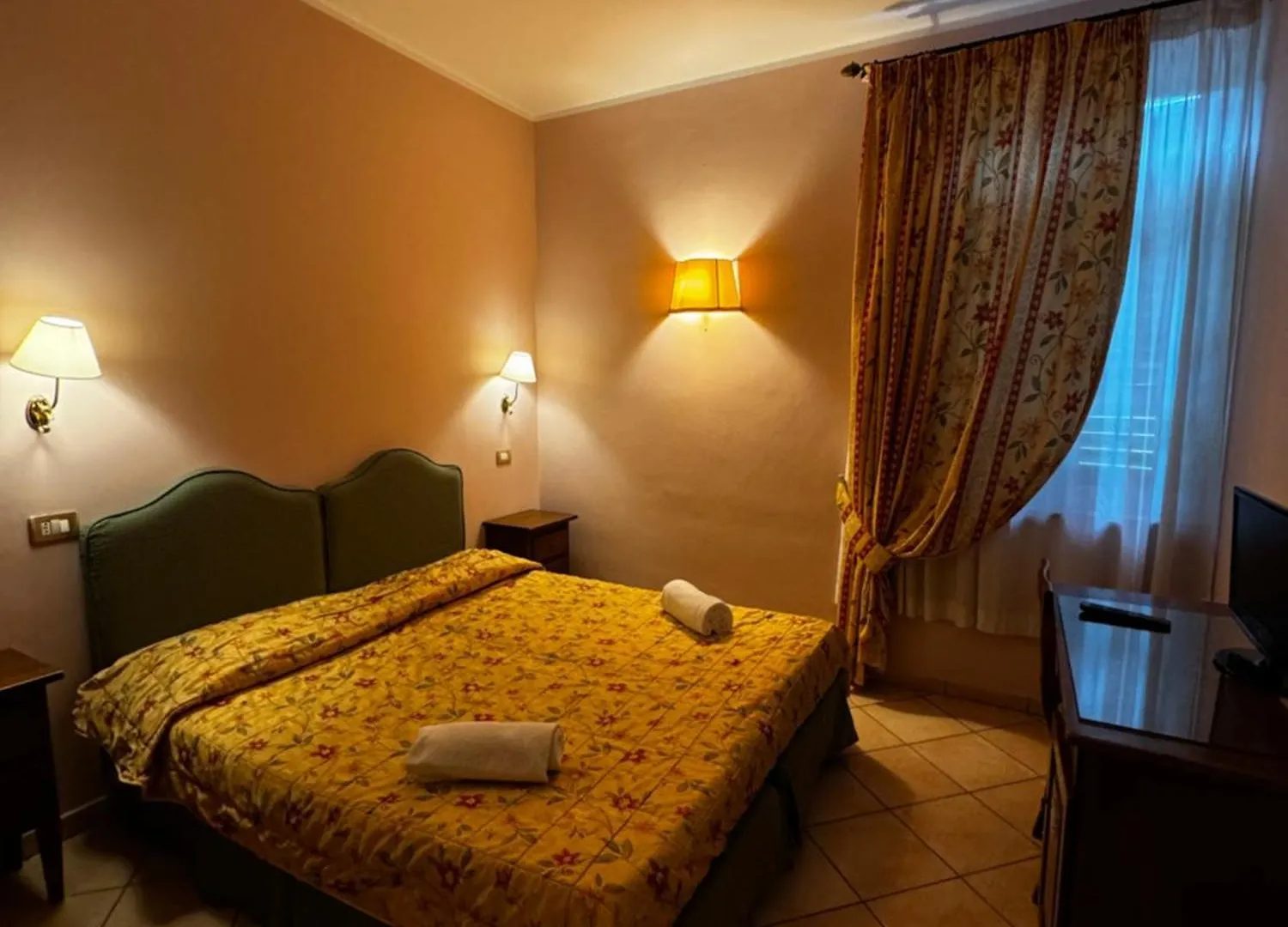 Villa Le Camelie Σιένα 0*,