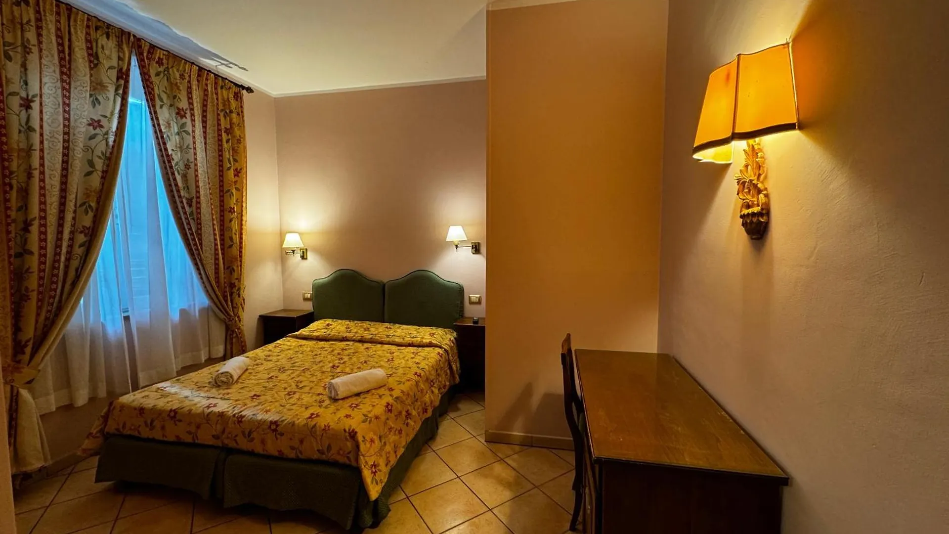 Πανσιόν Villa Le Camelie Σιένα